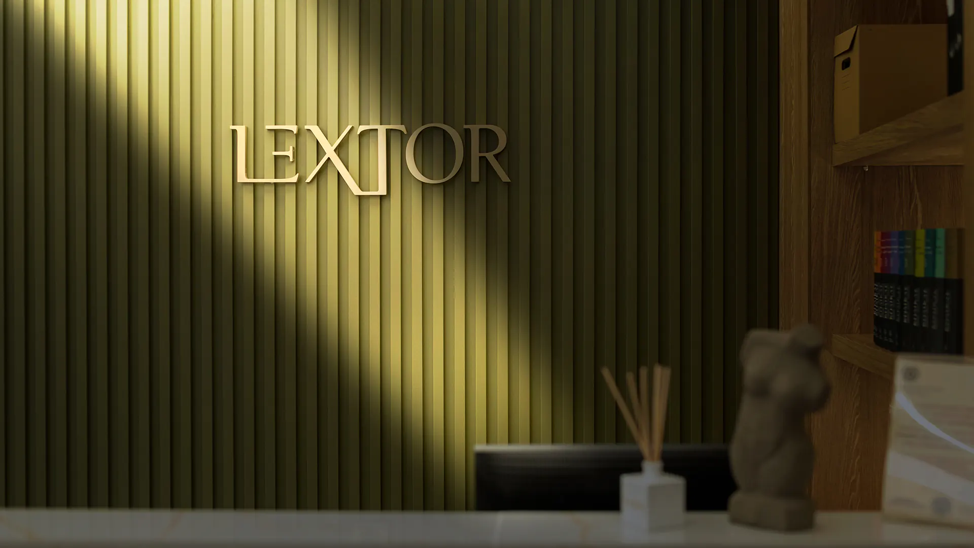 Lextor Reception